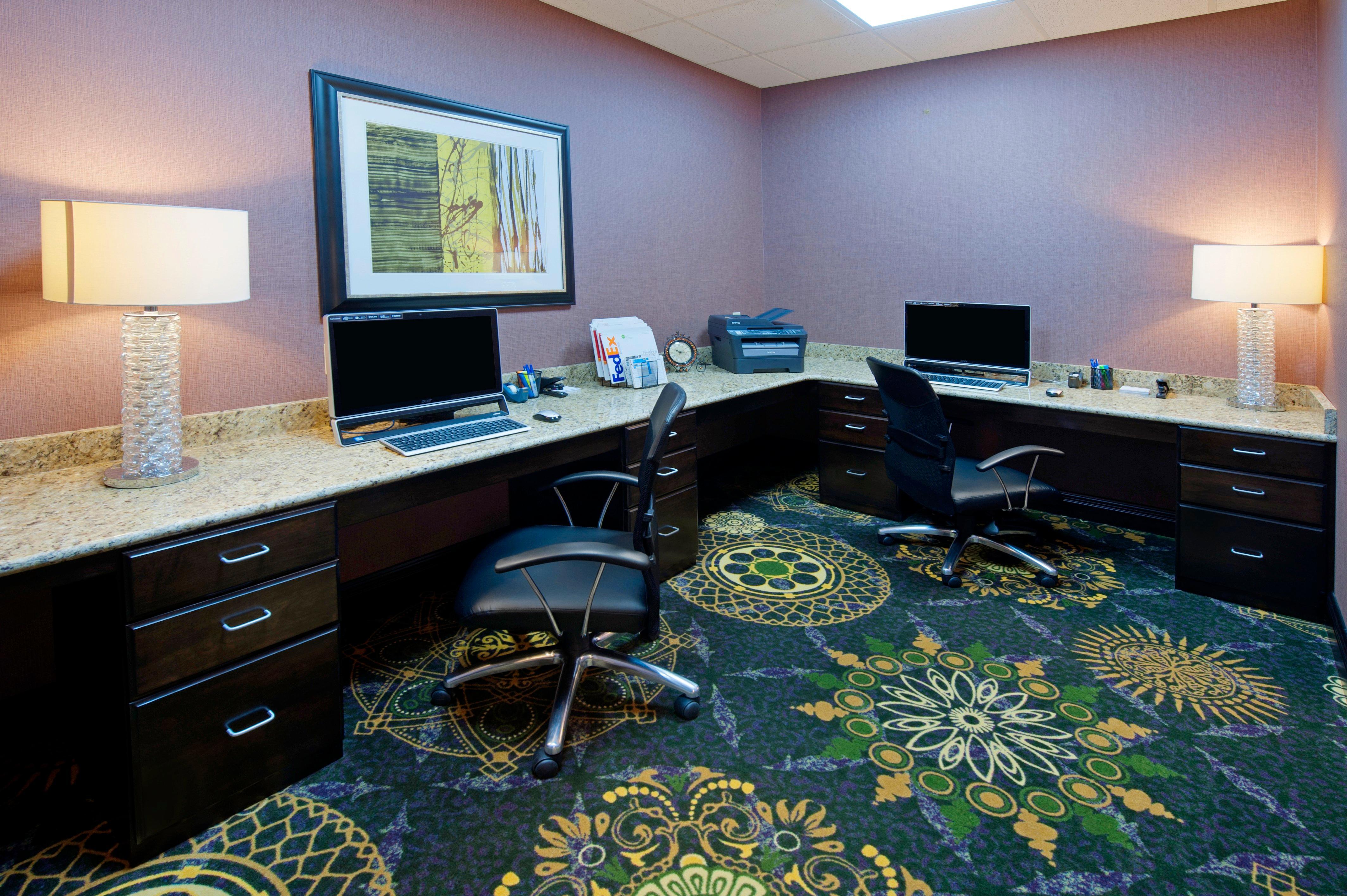 Holiday Inn Express Hotel & Suites Clearfield By Ihg Exterior foto